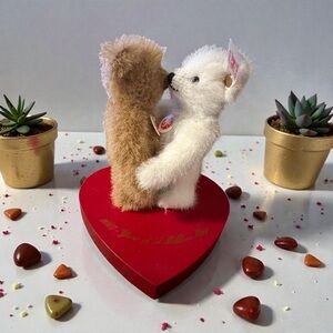 Steiff Million Hugs Set EAN 038389